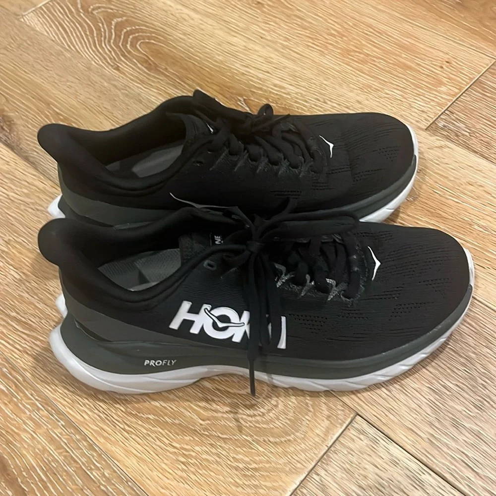 HOKA PROFLY - Picture 1 of 5